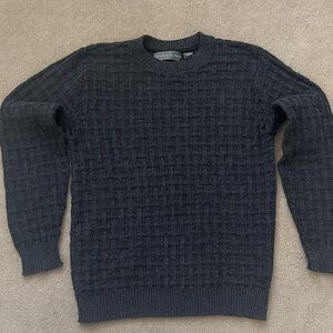 Oscar de la Renta men’s charcoal sweater